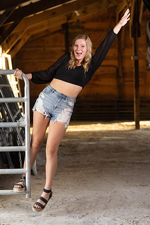 Indianapolis Senior Photographer | Connie Etter Photography -2056