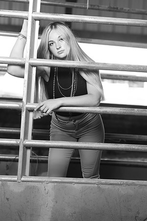 Indianapolis Senior Photographer | Connie Etter Photography -0571