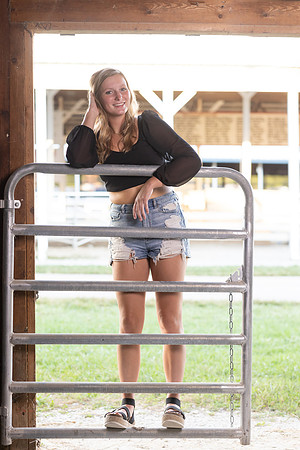Indianapolis Senior Photographer | Connie Etter Photography -2062