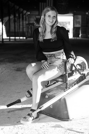 Indianapolis Senior Photographer | Connie Etter Photography -2047