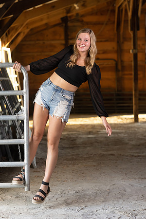 Indianapolis Senior Photographer | Connie Etter Photography -2055
