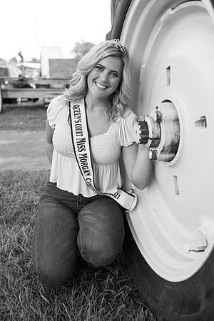 Indianapolis Senior Photographer | Connie Etter Photography-3863