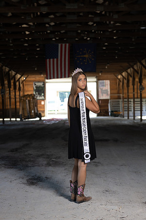 Indianapolis Senior Photographer | Connie Etter Photography -9675