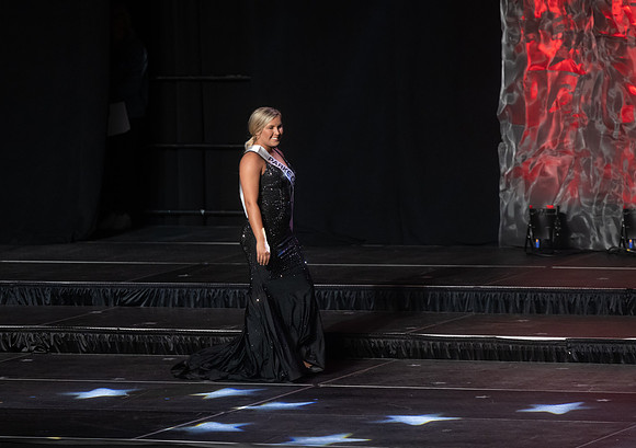 Indianapolis Senior Photographer | Connie Etter Photography-5275