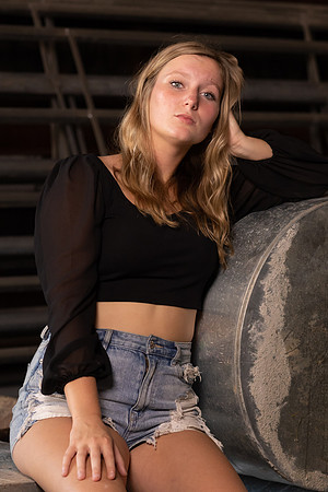 Indianapolis Senior Photographer | Connie Etter Photography -2070