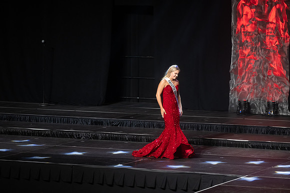 Indianapolis Senior Photographer | Connie Etter Photography-5019