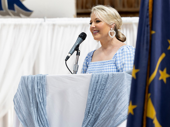 Indianapolis Senior Photographer Connie Etter Photography-6135