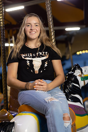 Indianapolis Senior Photographer | Connie Etter Photography -0913