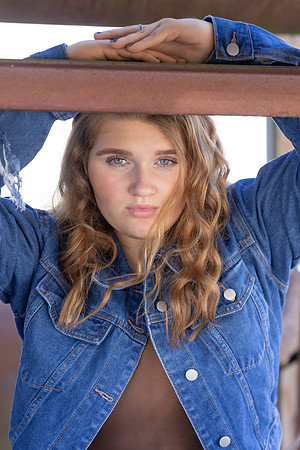 Indianapolis Senior Photographer | Connie Etter Photography-6540
