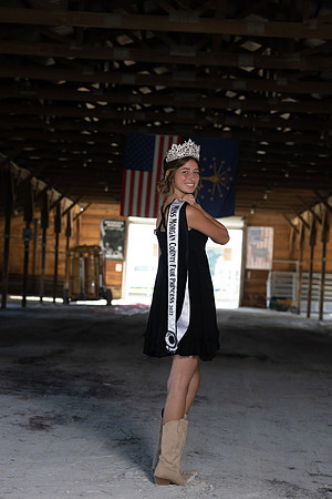 Indianapolis Senior Photographer | Connie Etter Photography -9660