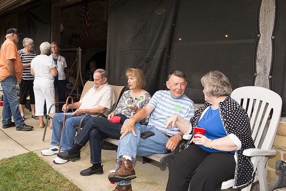 Connie Etter Photography - Indiana Senior Photographer mhs-52