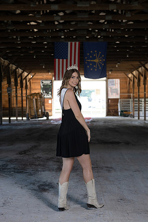 Indianapolis Senior Photographer | Connie Etter Photography -9591