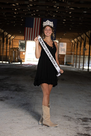 Indianapolis Senior Photographer | Connie Etter Photography -9654