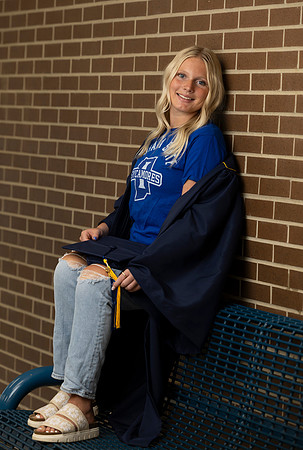 Indianapolis Senior Photographer Connie Etter Photography-3910