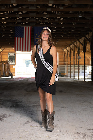 Indianapolis Senior Photographer | Connie Etter Photography -9773