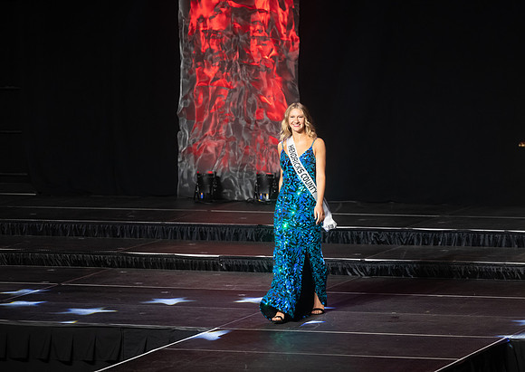 Indianapolis Senior Photographer | Connie Etter Photography-4823